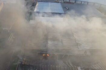 Fumaça provocada pelo incêndio em Aparecida de Goiânia