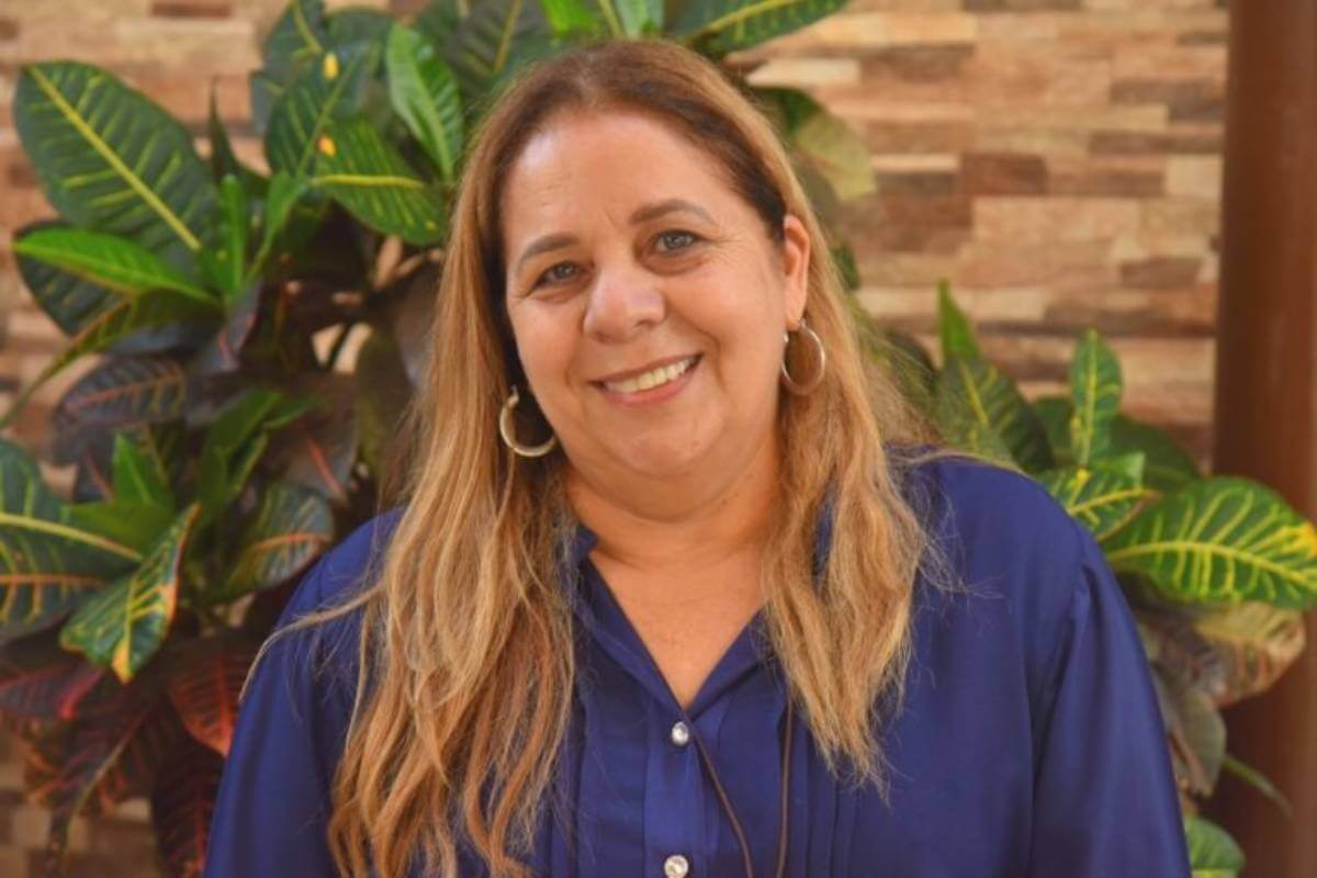 Tia Deni assume Secretaria da Mulher em Aparecida de Goiânia