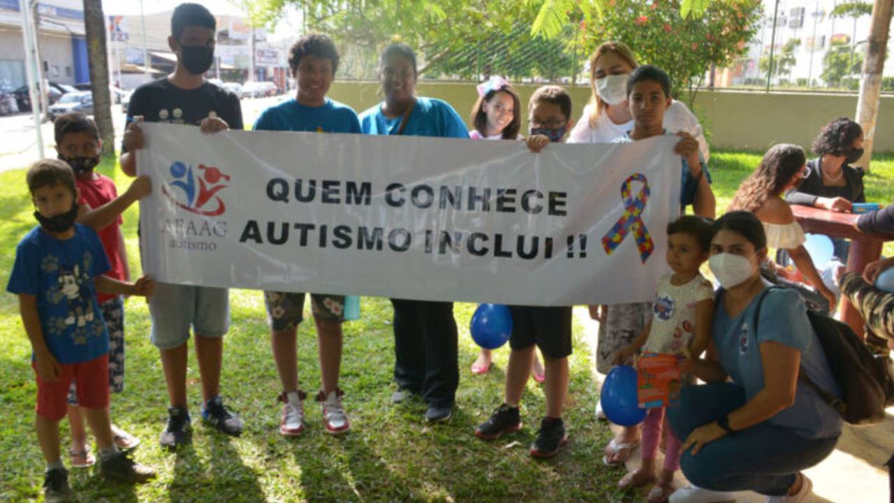 Conscientização sobre o autismo em Aparecida de Goiânia