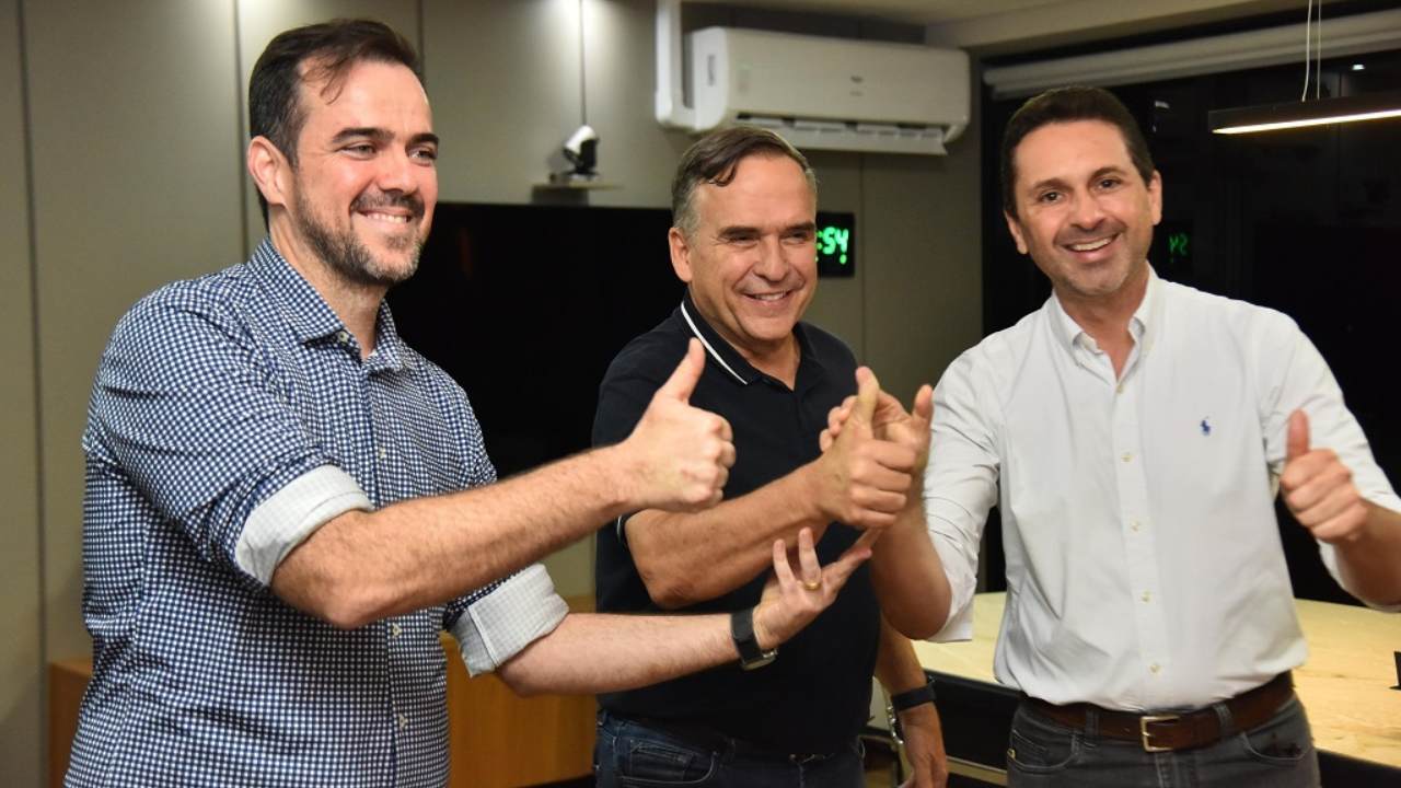 Gustavo Mendanha, Sandro Mabel e Leandro Vilela