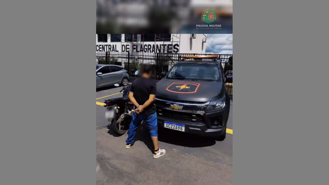 Homem foi preso após a abordagem