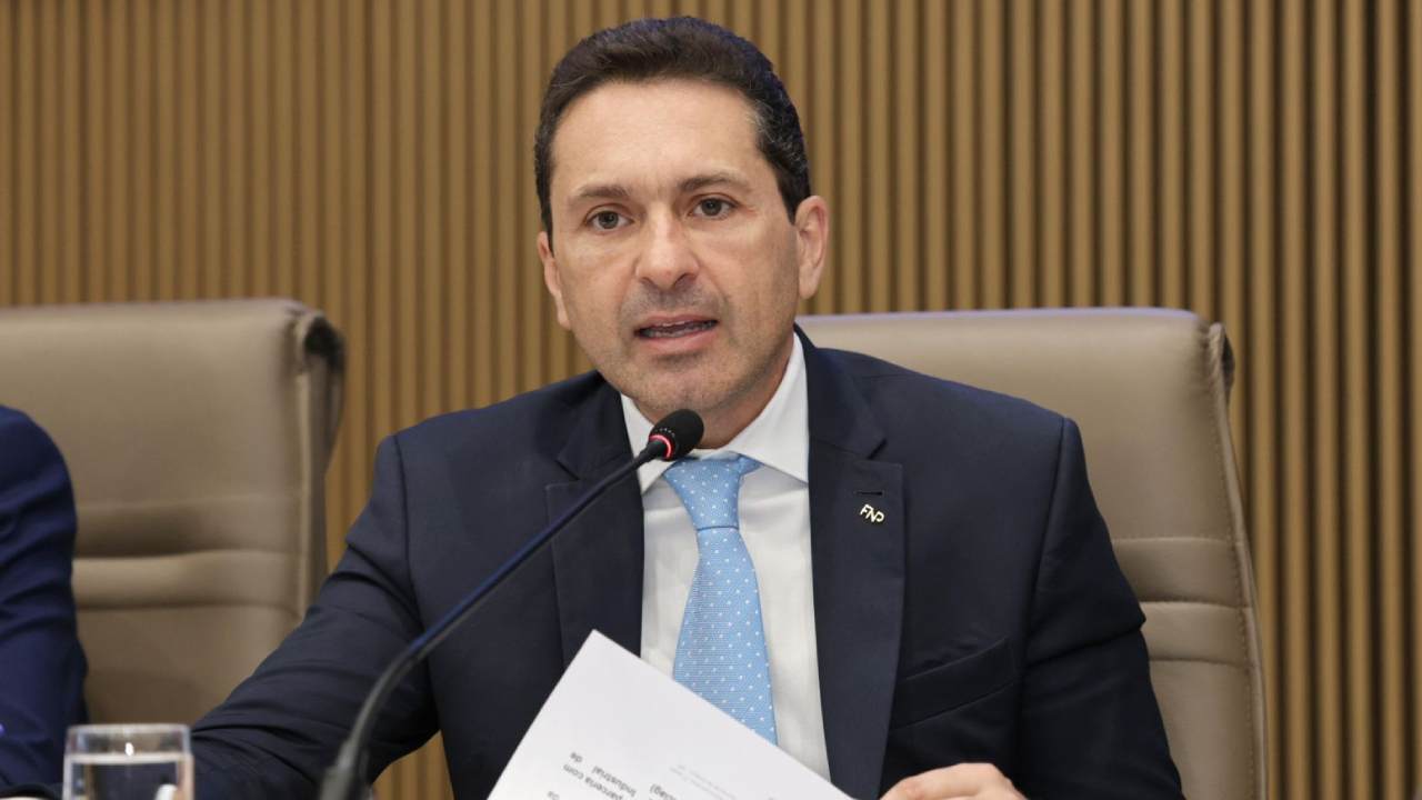 Prefeito de Aparecida de Goiânia Leandro Vilela