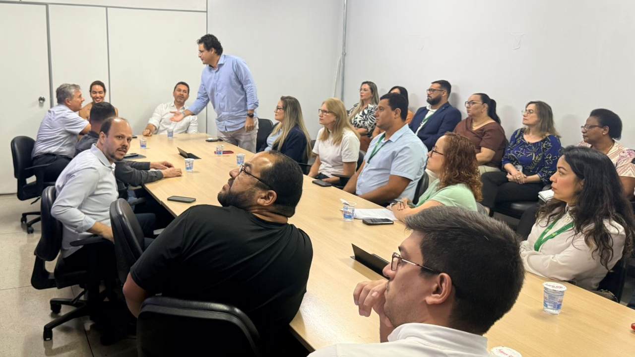 Reunião de Leandro Vilela na Secretária de Saúde